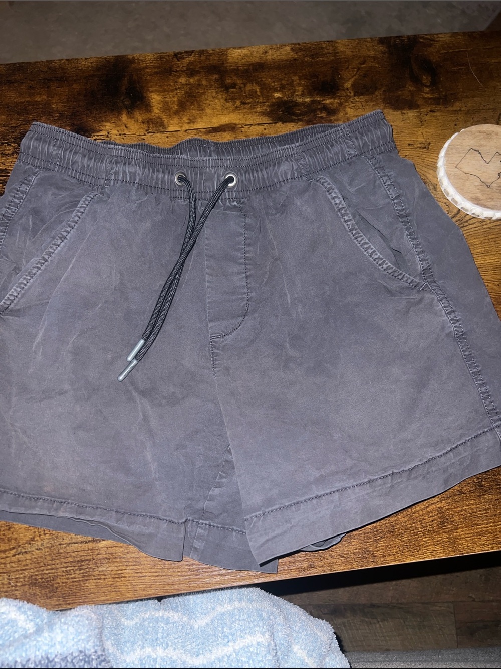 Men's Casual Drawstring Shorts in Charcoal Gray